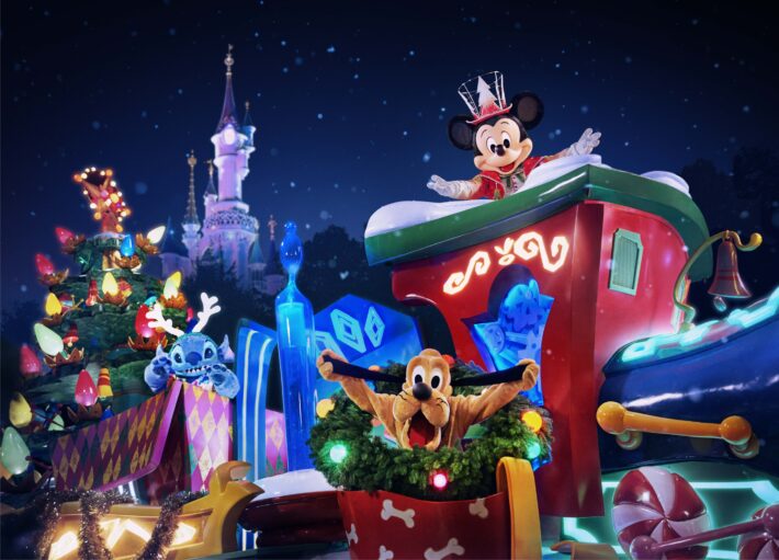First look at Mickey’s Dazzling Christmas Parade, the brand new Christmas Parade coming to Disneyland Paris